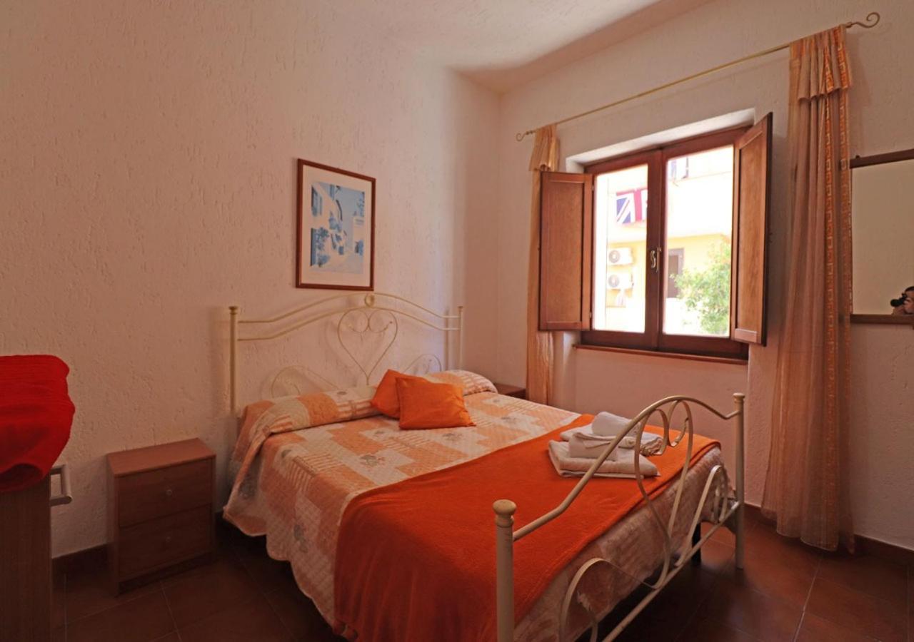 Casa Silvana Ла Мадалена Екстериор снимка